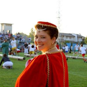 Il sorriso di Silvia si spegne a soli 45 anni: comunità in lutto