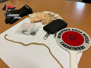 Raggirano un'anziana con la truffa del "finto carabiniere": coppia in manette
