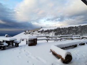 Colto da malore vicino al rifugio Bassano: salvo grazie a 2 escursionisti