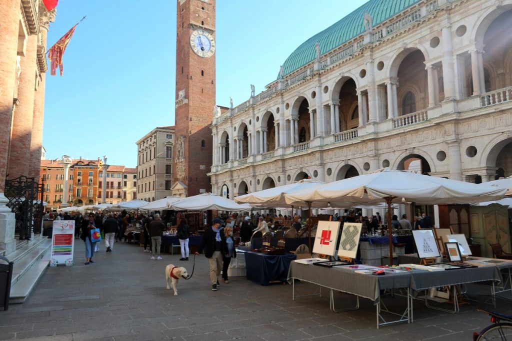 Mercato del fatto a mano e dell’antiquariato, sabato e domenica in centro