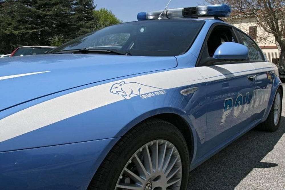 Occupano abusivamente un immobile: denunciati due stranieri