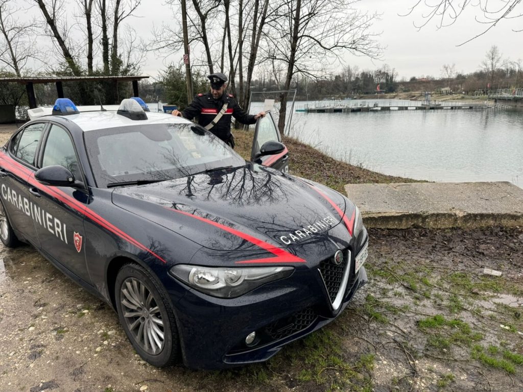 Difficoltà a risalire, soccorsi tre sub nell'ex cava: 60enne gravissimo