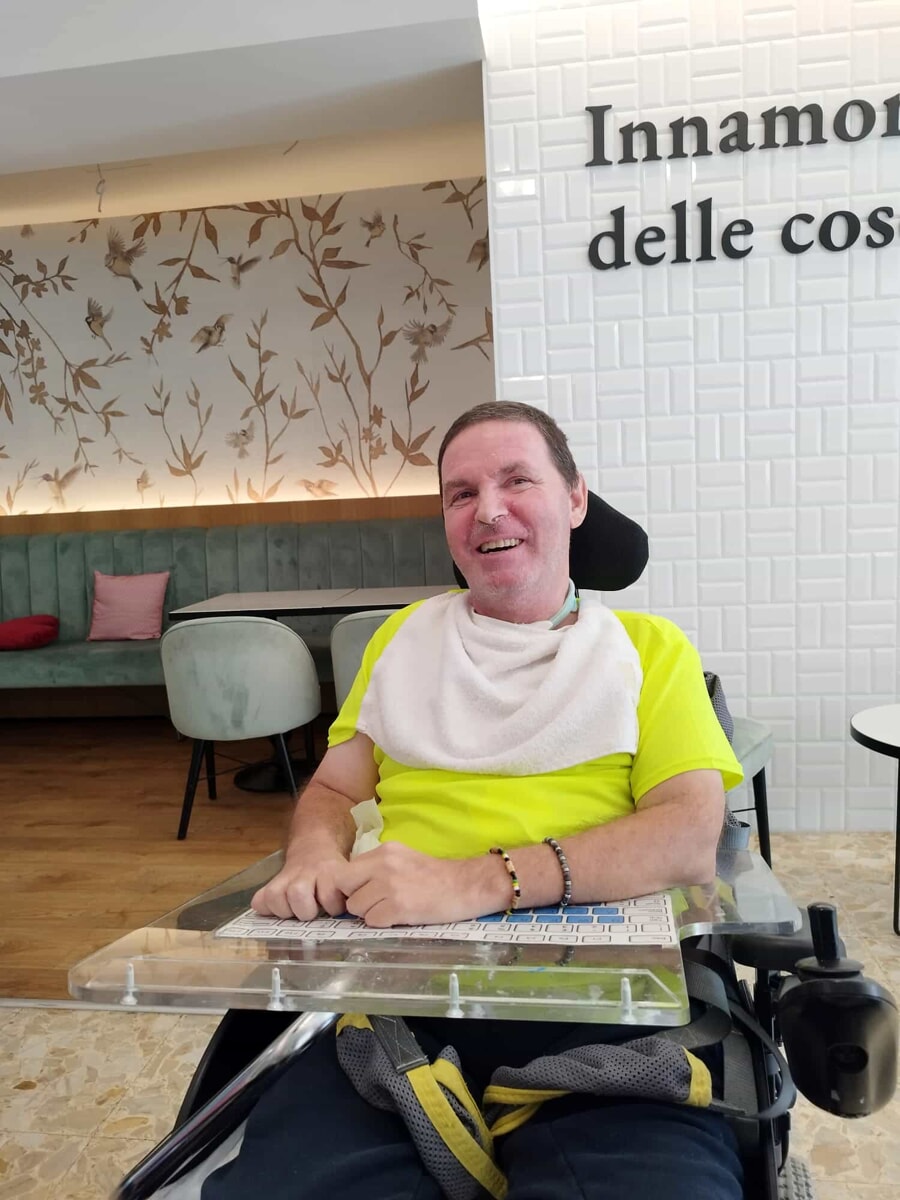 Disabile precipita dalla rampa con la carrozzina e muore: indagate tre persone della Rsa