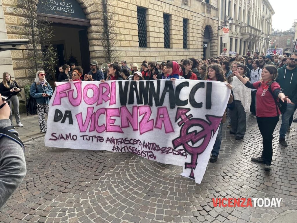Vannacci a Vicenza, la piazza si mobilita