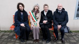 Festa della Donna, Confartigianato installa due panchine rosse