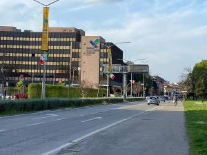 Adunata Nazionale Alpini, le strade della città decorate con il tricolore