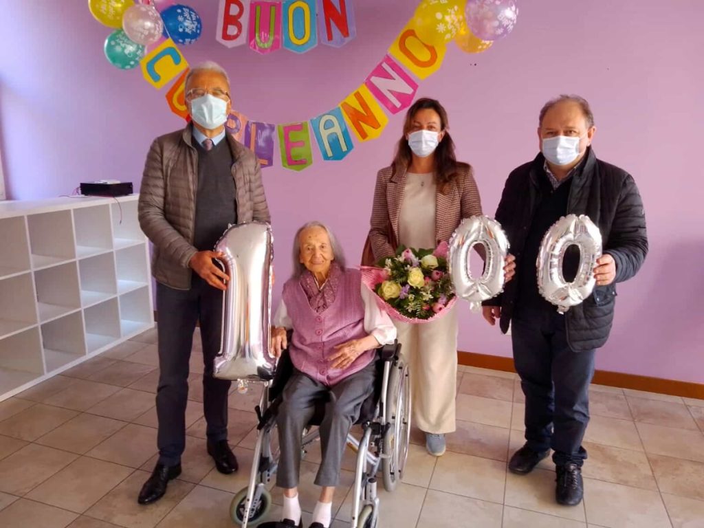 Casa di Riposo di Asiago: la signora Jolanda spegne 100 candeline