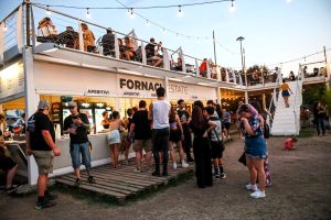 1° Maggio a Fornaci Estate: un'esplosione di musica, divertimento e natura