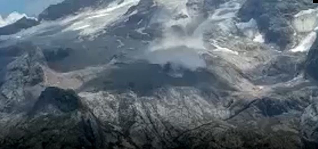 Maltempo, allerta gialla per rischio valanghe