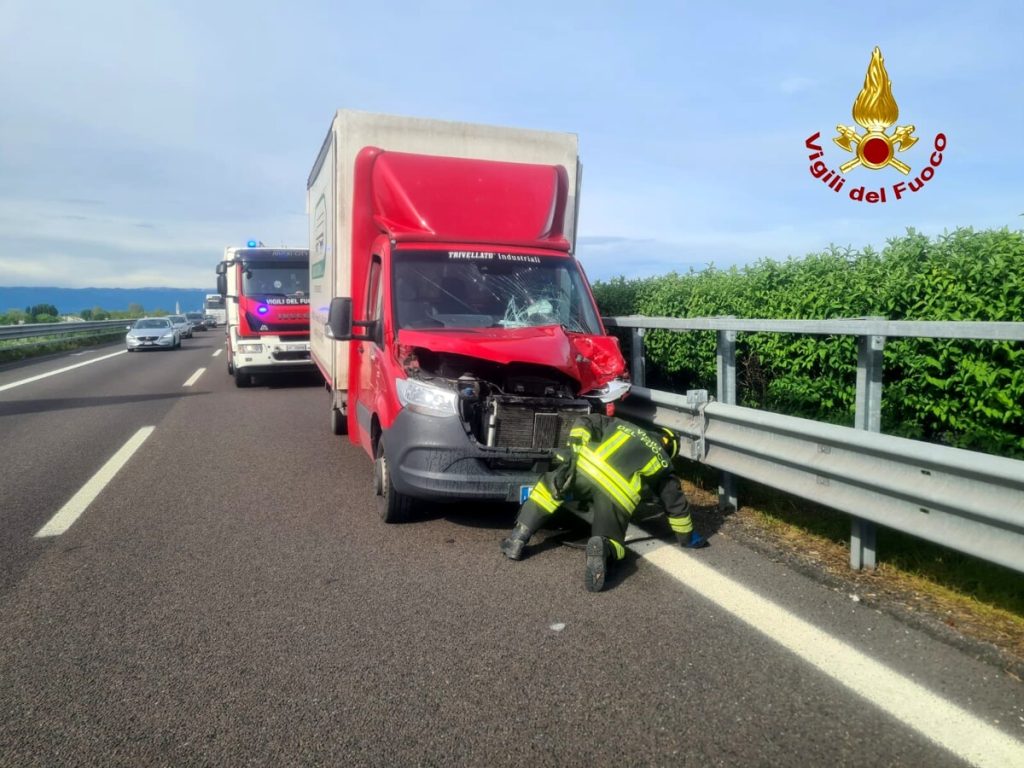 Tamponamento svincolo Vicenza nord: feriti i conducenti