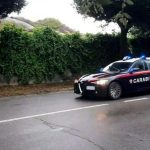 Rapina una tabaccheria e fugge in bici, 17enne individuato e arrestato dai carabinieri