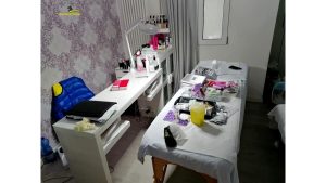 Centro estetico in casa e non era nemmeno abilitata: denucia e sequestro del laboratorio