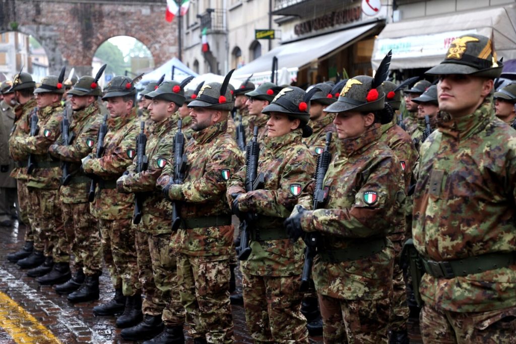 Alpini, uffici mobili delle Forze dell’Ordine anche in orario notturno