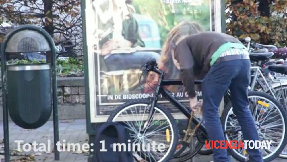 Ladro di biciclette e “rider dello spaccio”, espulso dall'Italia
