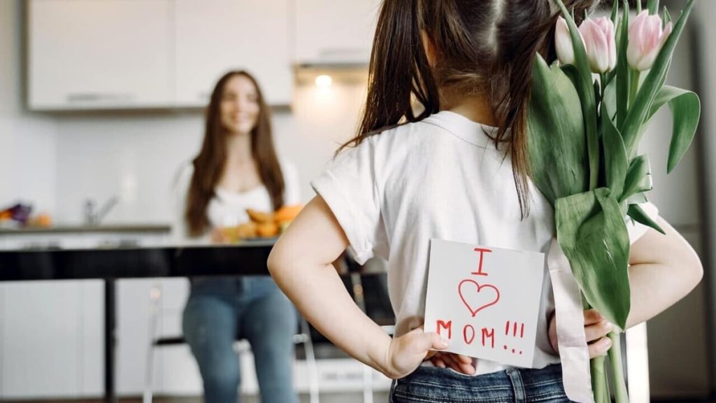 Festa della Mamma: storia, curiosità, idee regalo