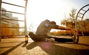 Sport e salute: tutto quello che c’è da sapere per evitare che la pratica, agonistica e non, faccia male