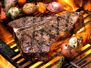 Carpanè in festa: specialità polenta e sciosi e costata sue bronze