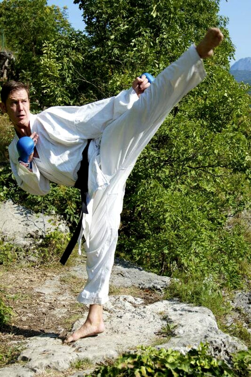 Muore a 46 anni campione mondiale di karate, addio a Loris Comparin