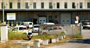 Tentato furto alle Poste, ladri messi in fuga dalla polizia 