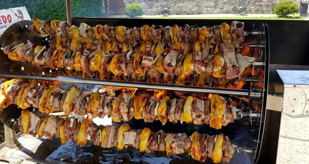 Sagra dei patroni a Gambugliano: spiedo, tartufo, polenta onta, ballo liscio