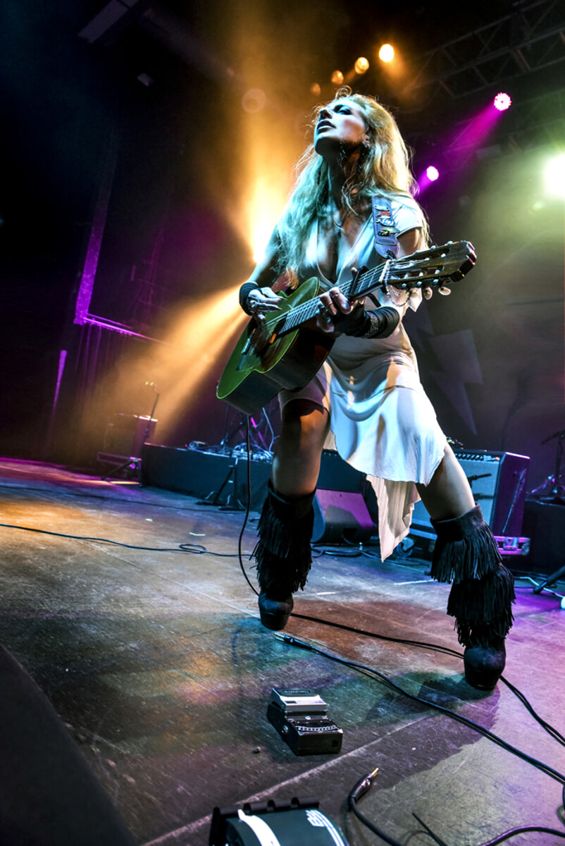 Tra blues e flamenco, arriva Tori Sparks al Rive jazz club