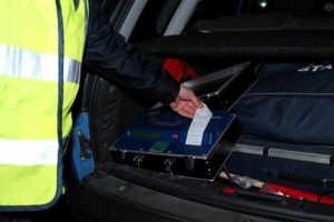 Esce di strada con la moto, guidava con un tasso alcolemico superiore al consentito