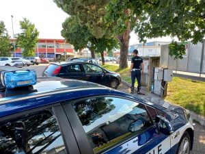 Malore improvviso alla guida, muore 84enne