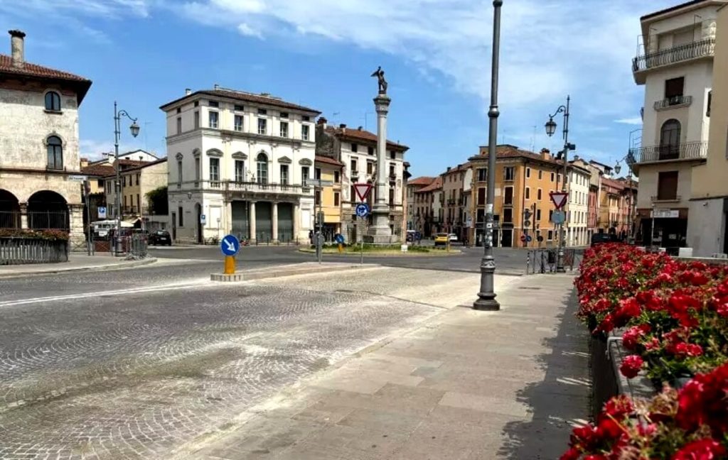 Riaperto Ponte degli Angeli dopo il rifacimento della pavimentazione