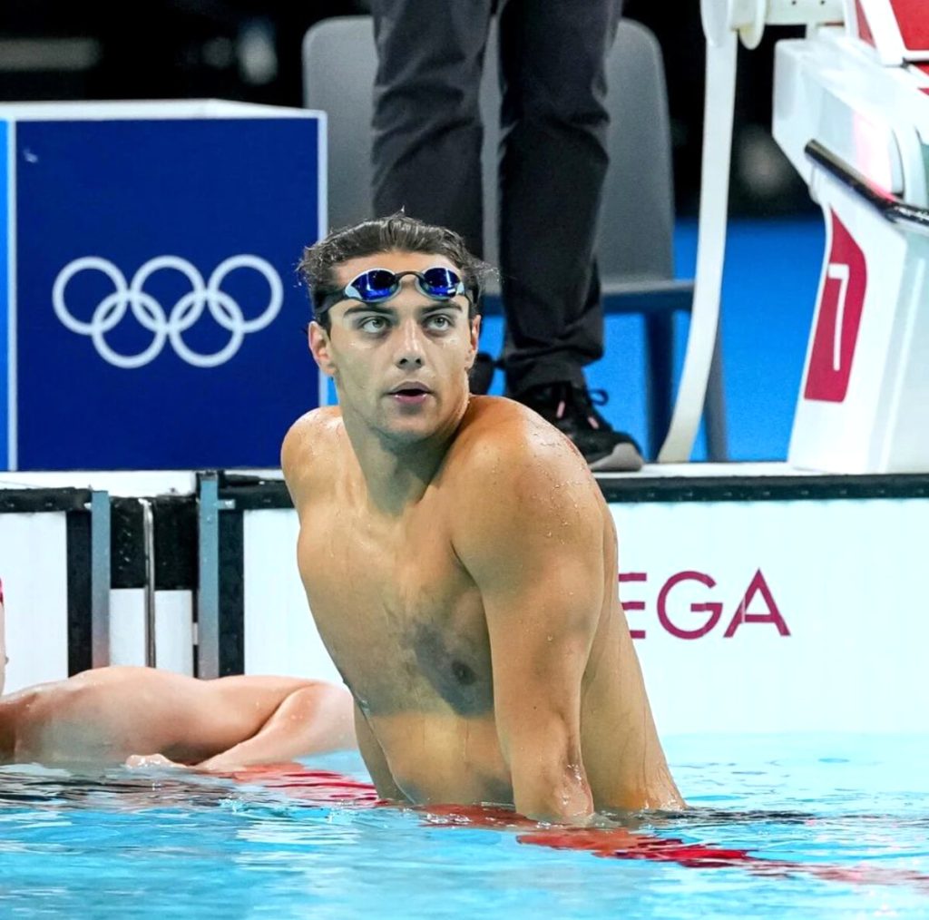 Parigi 2024, immenso Thomas Ceccon: è oro nei 100 dorso