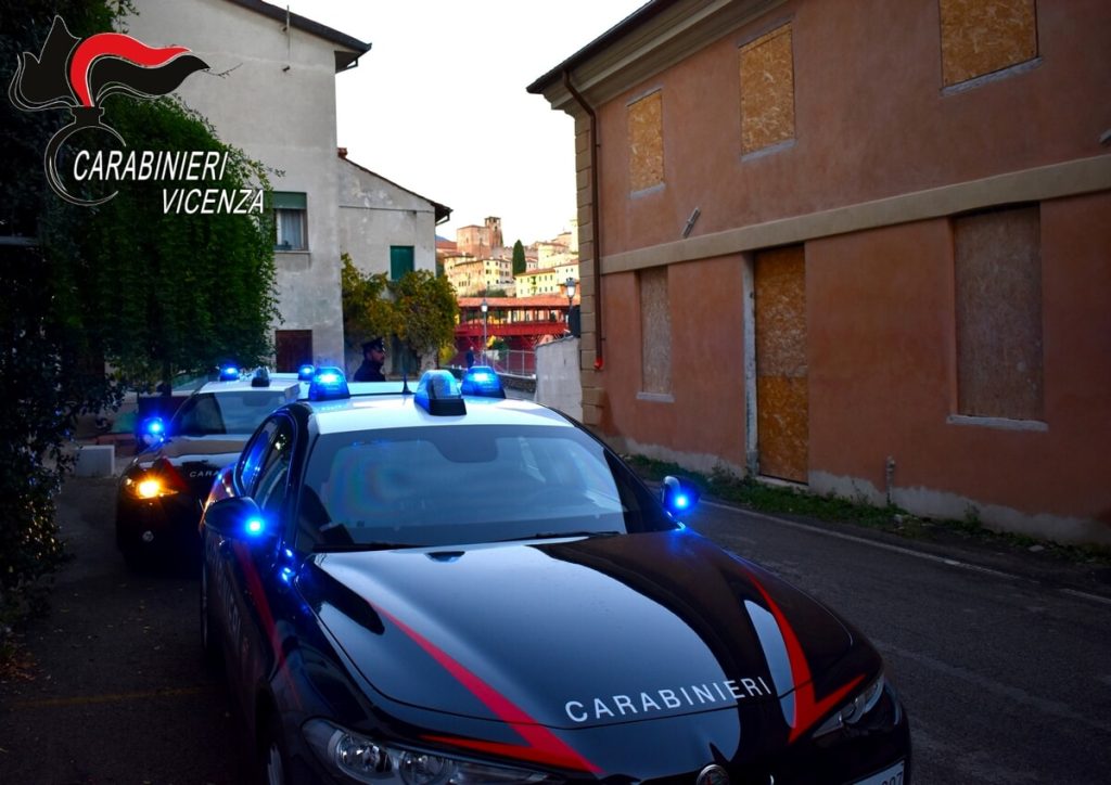 Truffa a un'anziana, arrestati due uomini per un raggiro da 100.000 euro