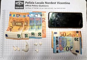 Spaccio, controlli nell'Alto vicentino: denunciati due pusher
