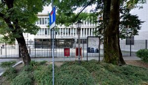 Occupano abusivamente l'ex tribunale, denunciati dalla polizia