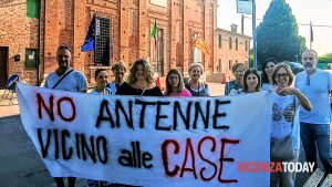 Progetto dell'antenna 5G non condiviso? L'ira dei residenti di Lanzé