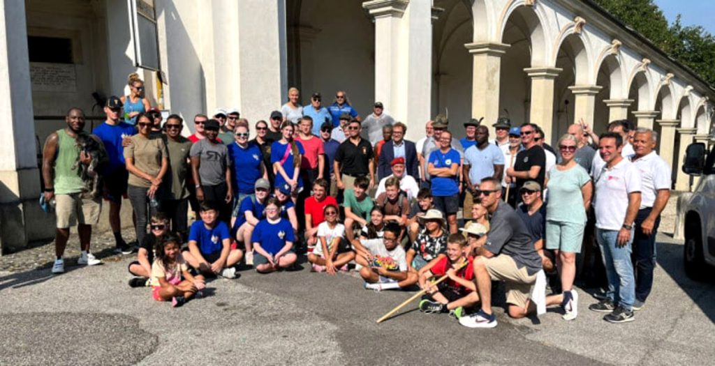 Ripuliti i portici di Monte Berico grazie ad Alpini, soldati americani e volontari dell’Ordine di Malta