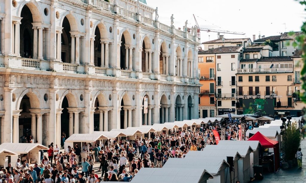 ViWine Festival: 200 etichette, cichetti, show cooking, il programma 2024