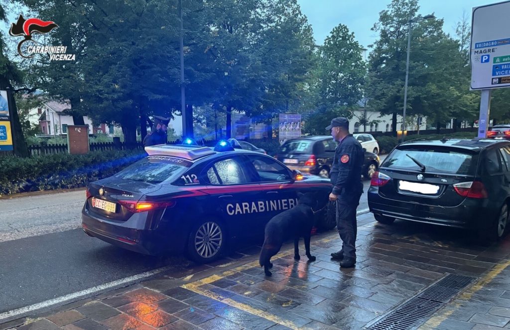 Controlli nell'Alto Vicentino: denunce per droga, furti e armi