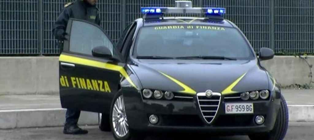 "Lavoro nero", blitz delle Fiamme gialle: scoperta anche una clandestina già espulsa