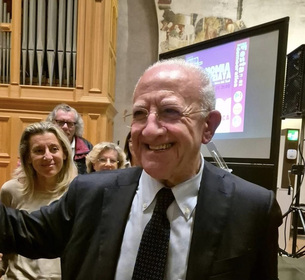 Autonomia, De Luca: «E' una grande perdita di tempo, da solo non si salva nessuno»