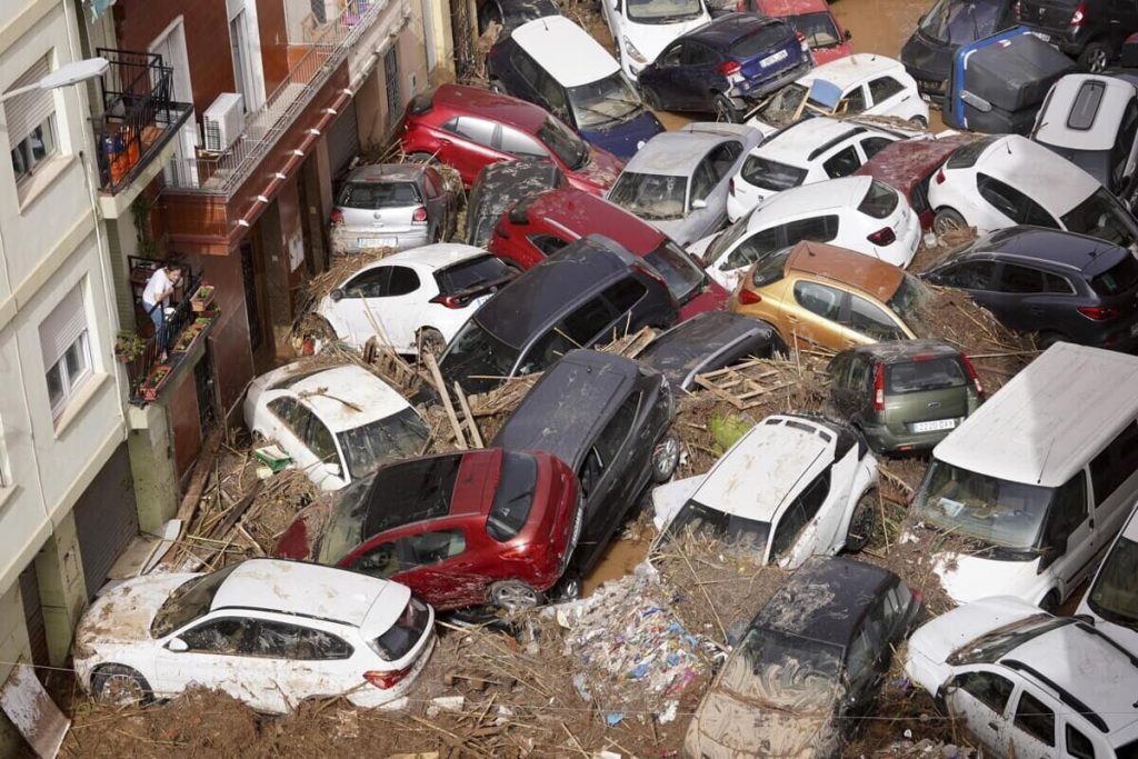Un ottobre costellato di alluvioni e gravi allagamenti sul Mediterraneo, 19 in Italia: i meteorologi spiegano il perché