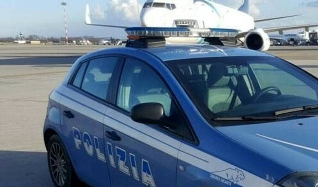 Minacciava i residenti con un machete, ordine di espulsione dopo quattro anni