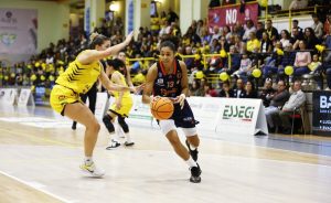 Primo tempo di rincorsa poi il Famila Schio mette la freccia e supera le Lupe nel derby
