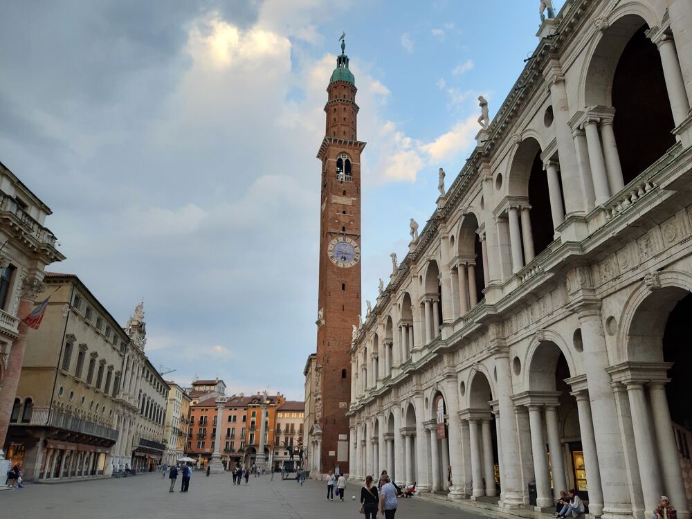 Città smart, Vicenza ai piedi del podio ma prima del Veneto
