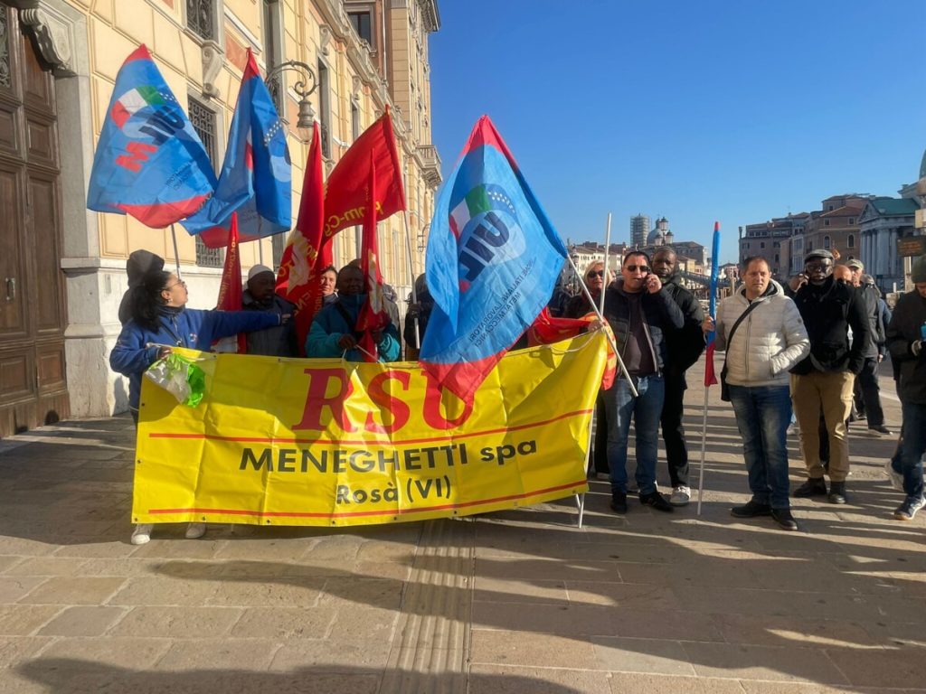 Licenziamenti Meneghetti spa, tavolo in Regione: c'è l'ipotesi di accordo