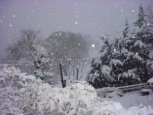 Neve su valli prealpine, pedemontana e zone collinari: stato di attenzione in Veneto