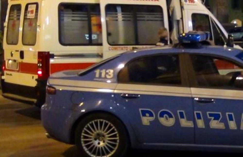 Investito in bici sulle strisce pedonali, grave un giovane