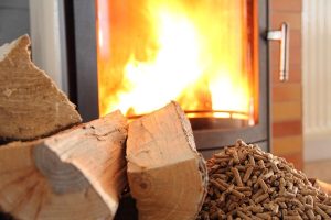Bonus 2025 per stufe e caldaie a legna e pellet