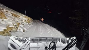 A passeggio di notte sulle piste: quando l’escursionismo diventa un problema di sicurezza