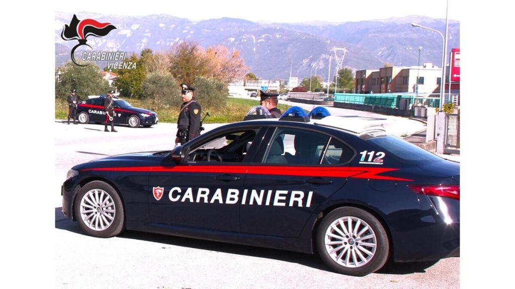 Dichiara di aver appena ucciso la compagna: denunciato per procurato allarme