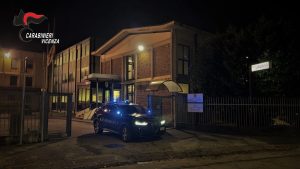 Fugge dopo lo schianto, denunciato per omissione di soccorso