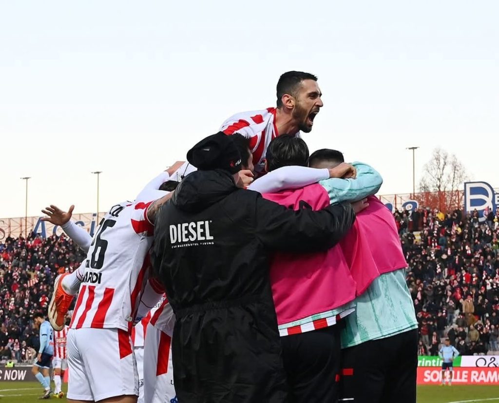 Il Vicenza non molla e supera anche l'Albinoleffe 2-0